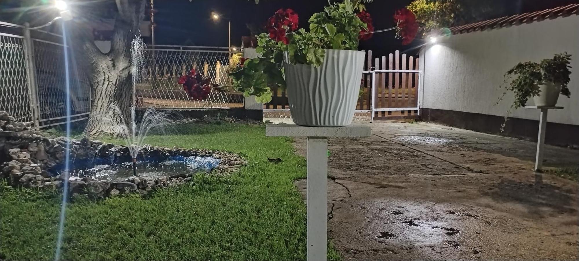 Appartamento Sobe Lara Donji Milanovac Esterno foto