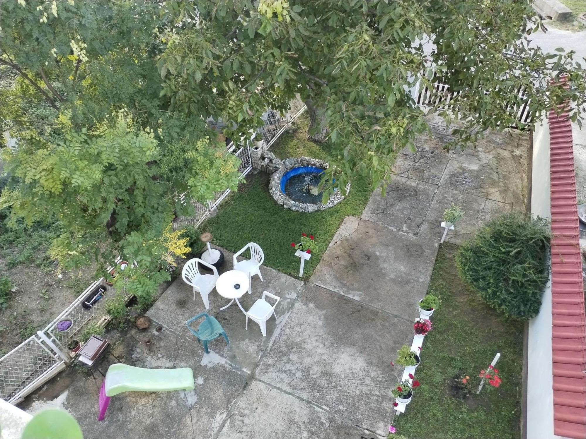 Appartamento Sobe Lara Donji Milanovac Esterno foto